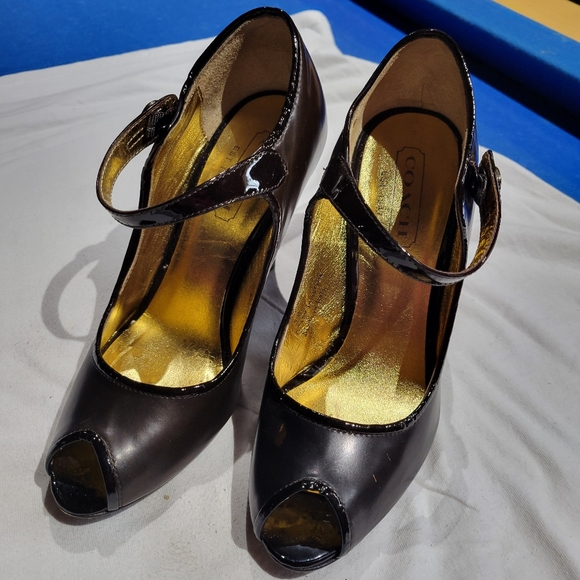 Coach brown leather peep toe Mary Jane's.  SIZE 5 - Picture 6 of 9